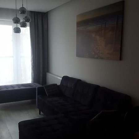 Apartament Skarbowa 2 & Parking Лешно Экстерьер фото