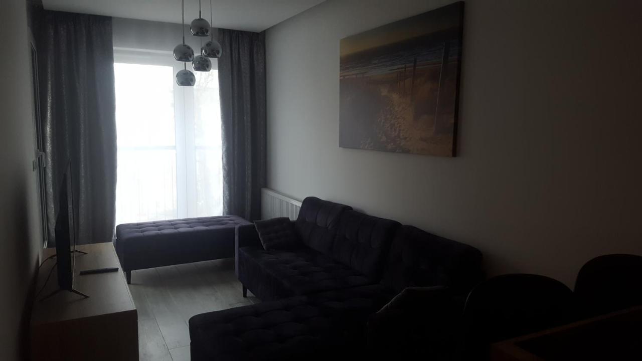 Apartament Skarbowa 2 & Parking Лешно Экстерьер фото
