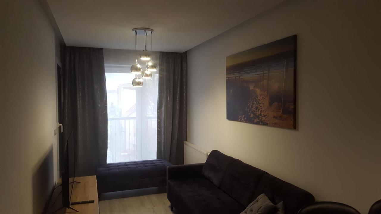 Apartament Skarbowa 2 & Parking Лешно Экстерьер фото