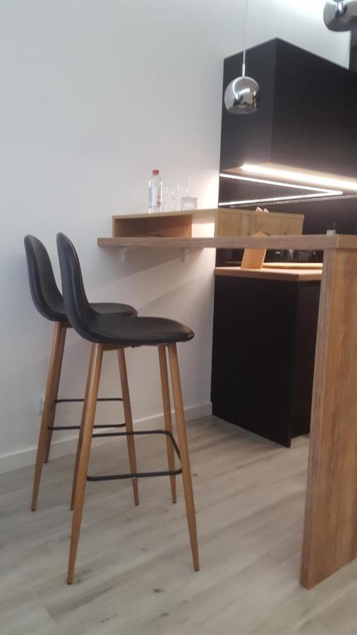 Apartament Skarbowa 2 & Parking Лешно Экстерьер фото